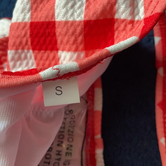 ed and White Bikini - Picture 3 of 3